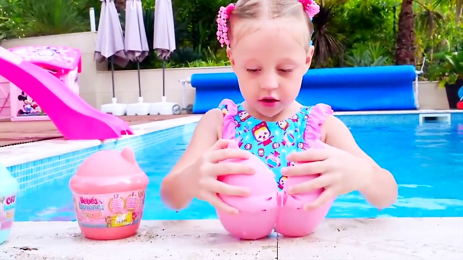 ماجراهای ناستیا و بابایی - قسمت 153 - بازی ناستیا و بابایی در سرسره آبی